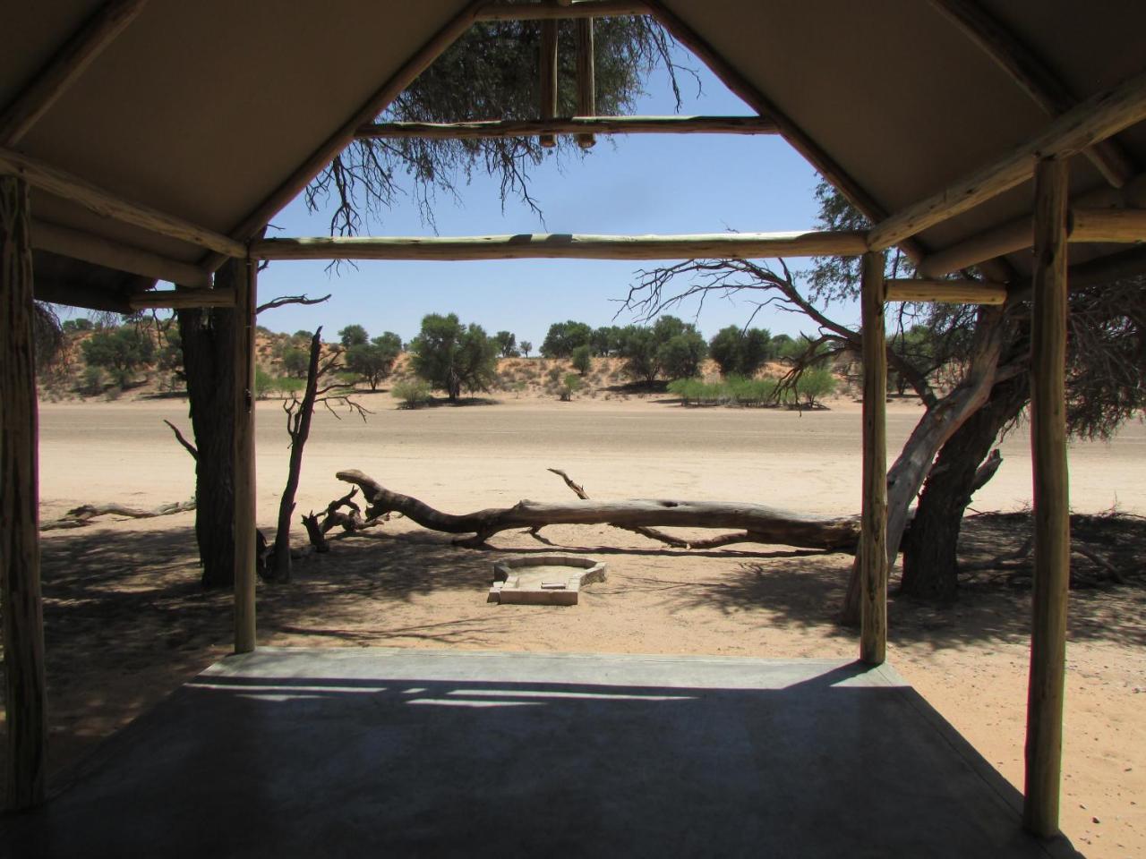 Kalahari Game Lodge Koës Exterior foto